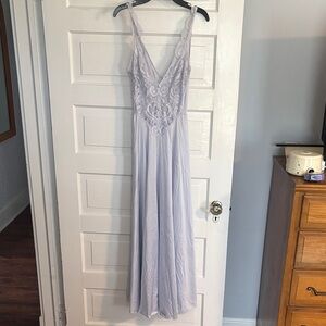 Vintage Olga Style #92770 Elegant Lace Bodice Lightblue Night Gown